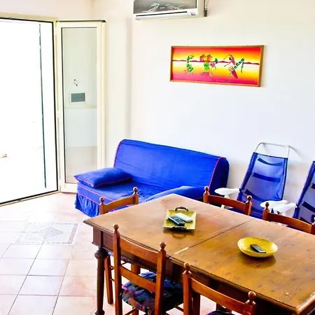 Holiday home Otranto: Independent In An Elegant Residential Area, 550m From The Sea Otranto