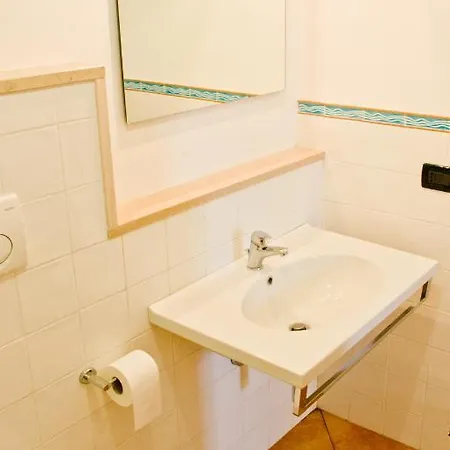 Otranto: Independent In An Elegant Residential Area, 550m From The Sea Otranto