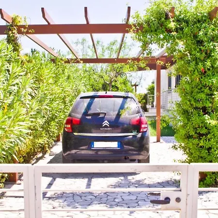 Otranto: Independent In An Elegant Residential Area, 550m From The Sea *